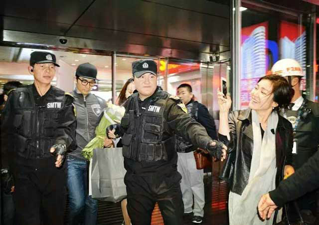 宋承憲、李貞賢助力新疆秋季國際車展